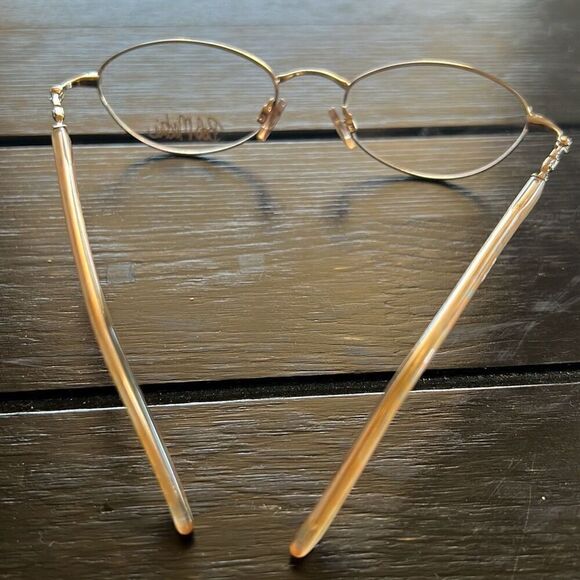 Eye glasses  - Picture 3 of 4